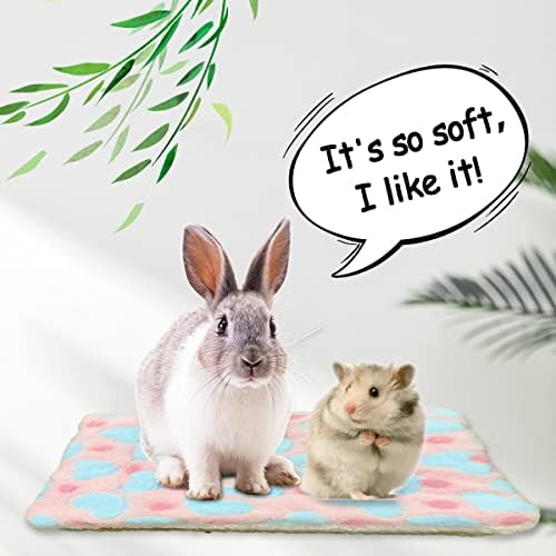 4 Pieces Guinea Pig Bed Mats with Hearts Pattern