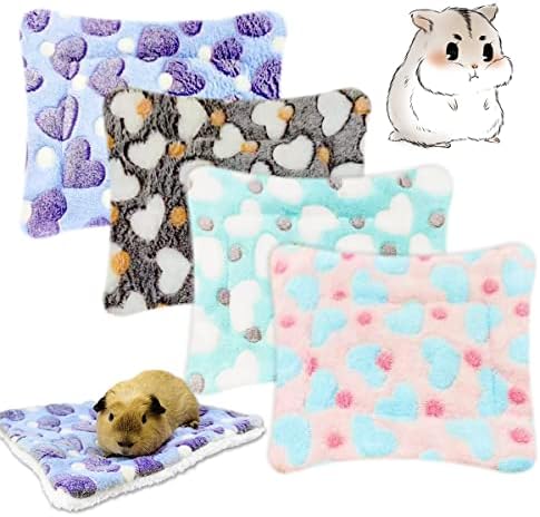 4 Pieces Guinea Pig Bed Mats with Hearts Pattern