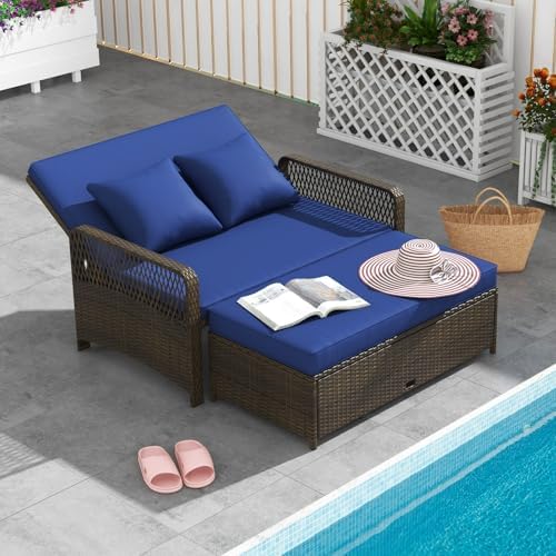 Perfect Outdoor Lounge for Relaxation