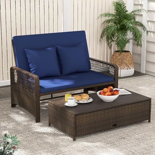 Perfect Outdoor Lounge for Relaxation