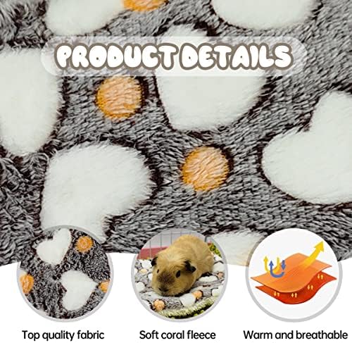 4 Pieces Guinea Pig Bed Mats with Hearts Pattern