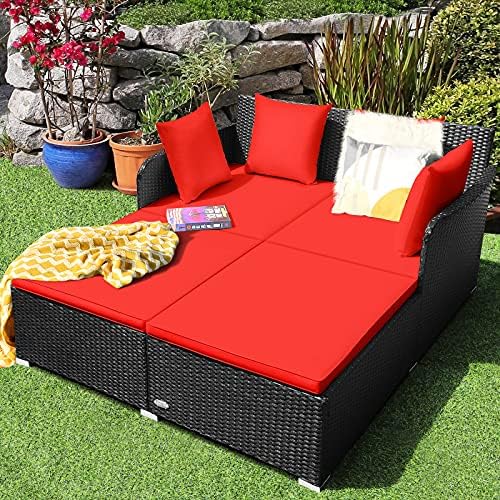 Relax in Style outdoor rattan daybed HAPPYGRILL